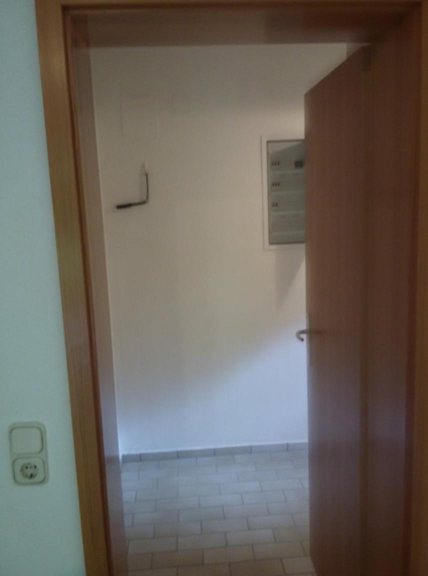 Abstellkammer neben Küche